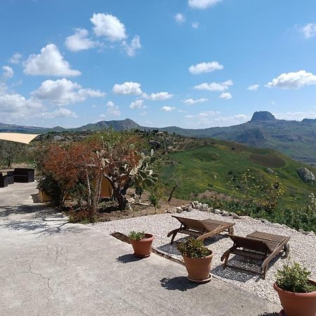 Casa Vacanze Sicilia Casteltermini Eksteriør bilde