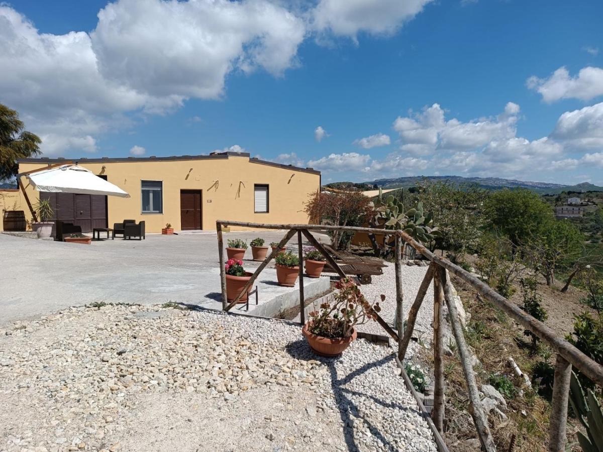Casa Vacanze Sicilia Casteltermini Eksteriør bilde