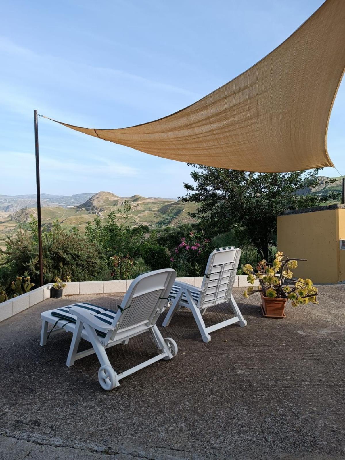 Casa Vacanze Sicilia Casteltermini Eksteriør bilde