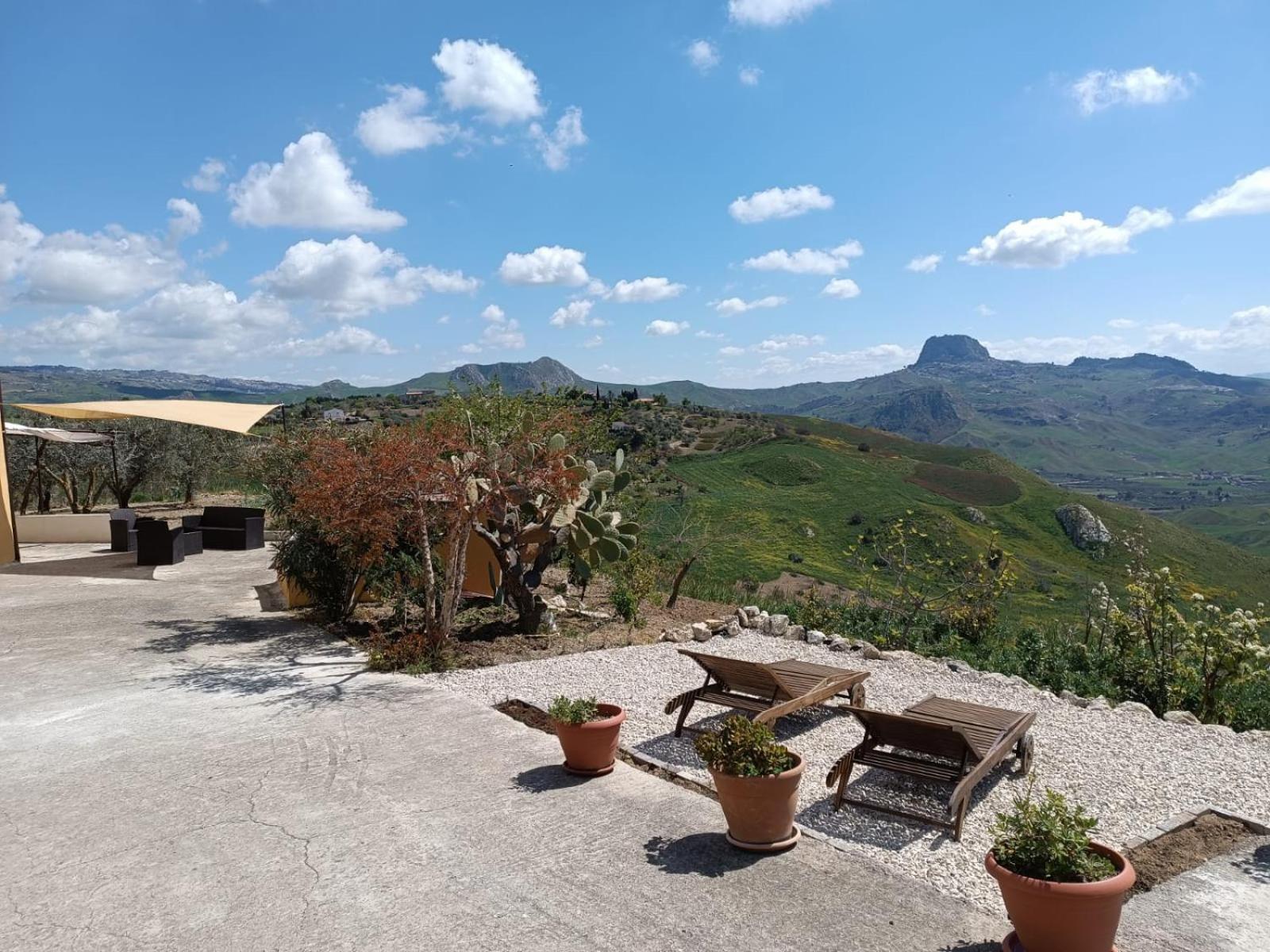 Casa Vacanze Sicilia Casteltermini Eksteriør bilde